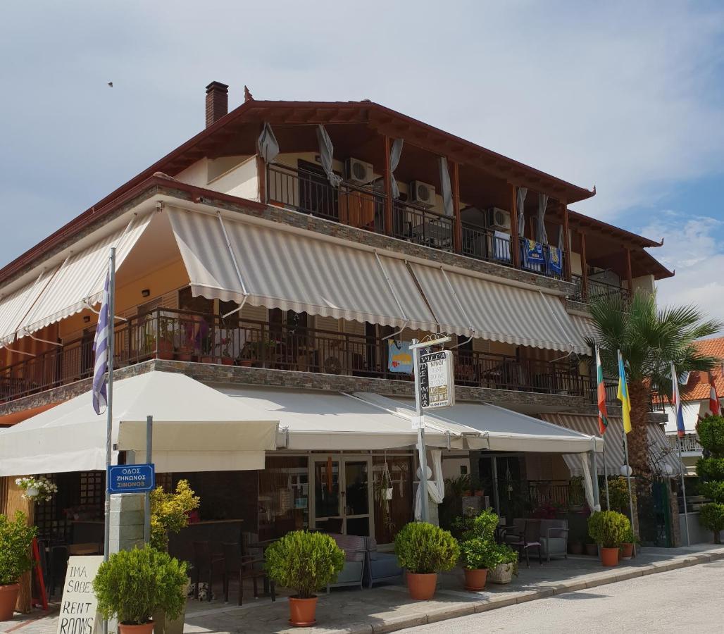Del Mar Aparthotel Nea Vrasna Exterior photo